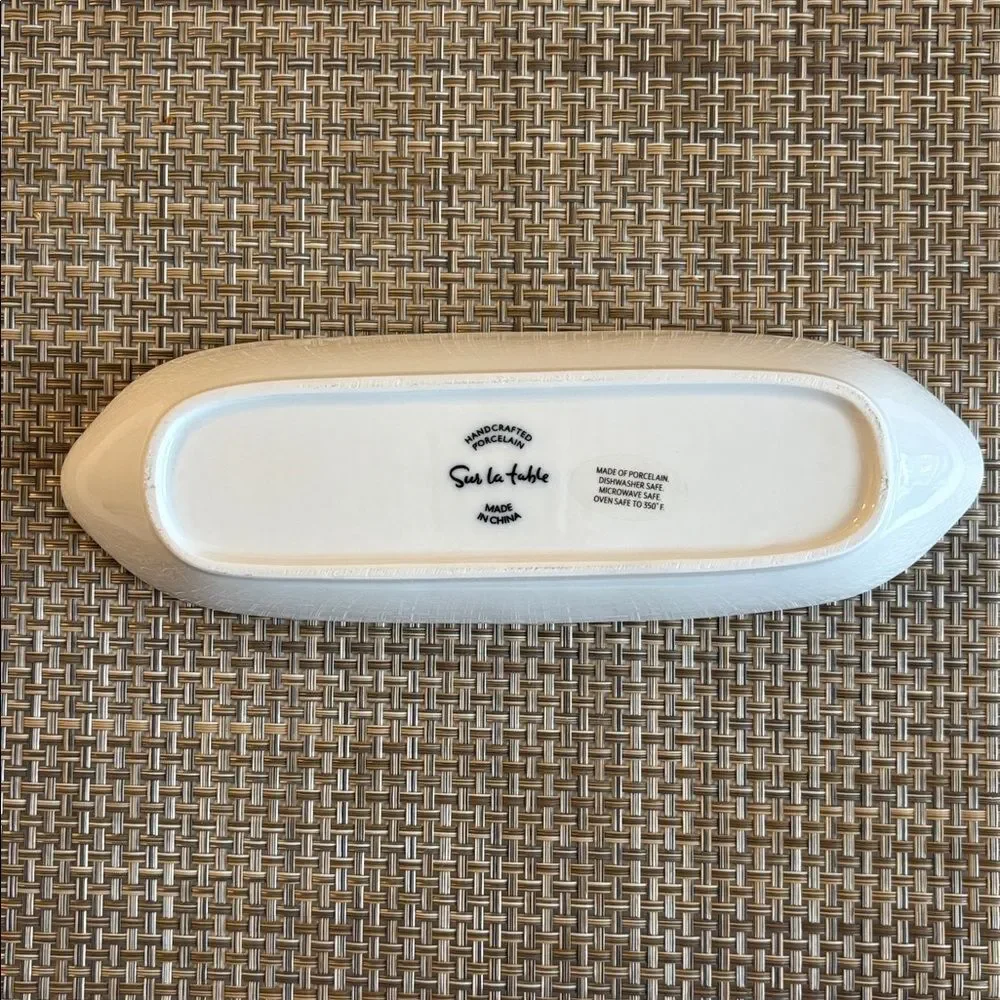 Sur La Table Set Of 4 White Porcelain Corn Holders 9.5”